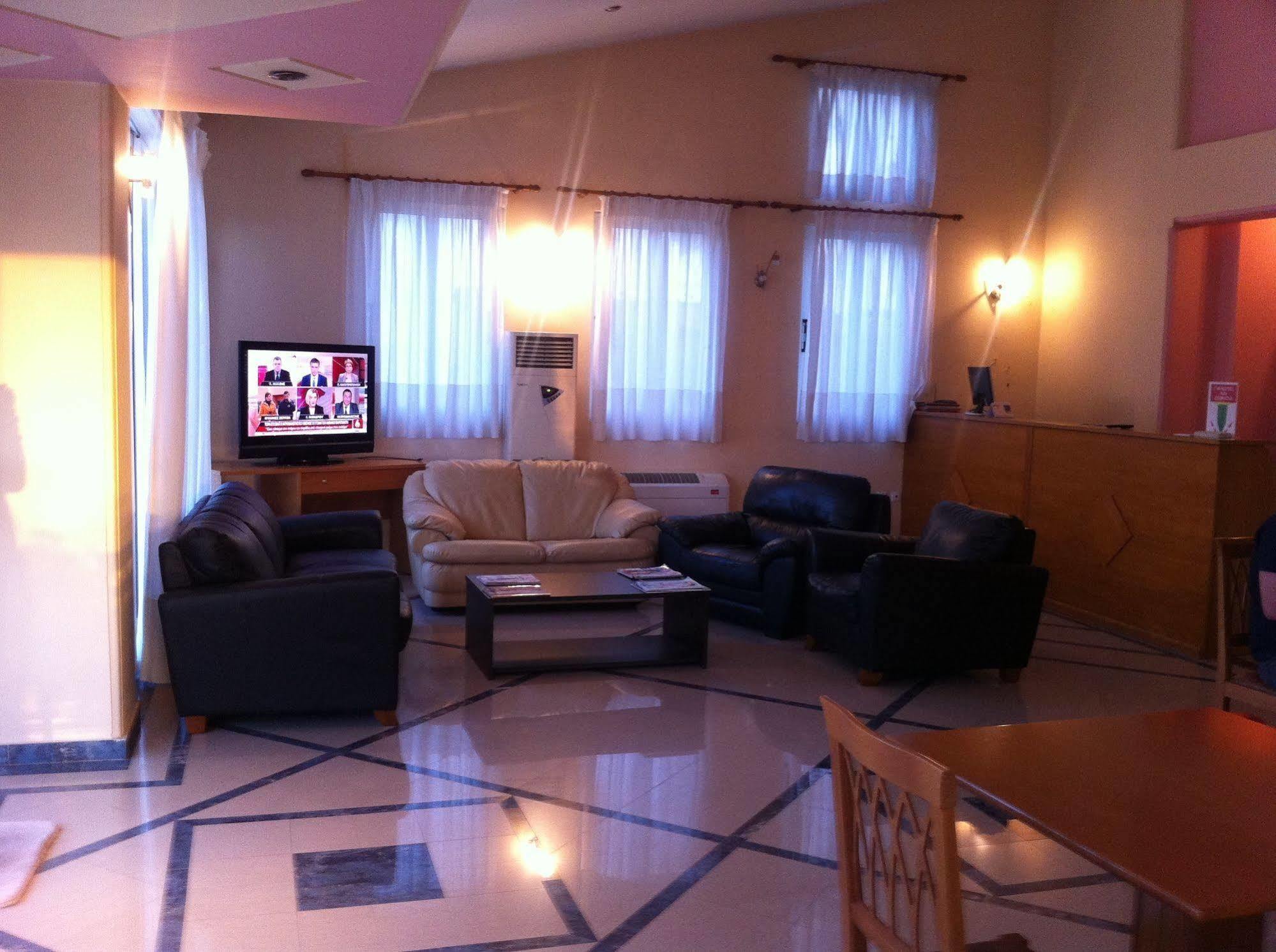 Hotel Cybele Pefki Athens Exterior photo